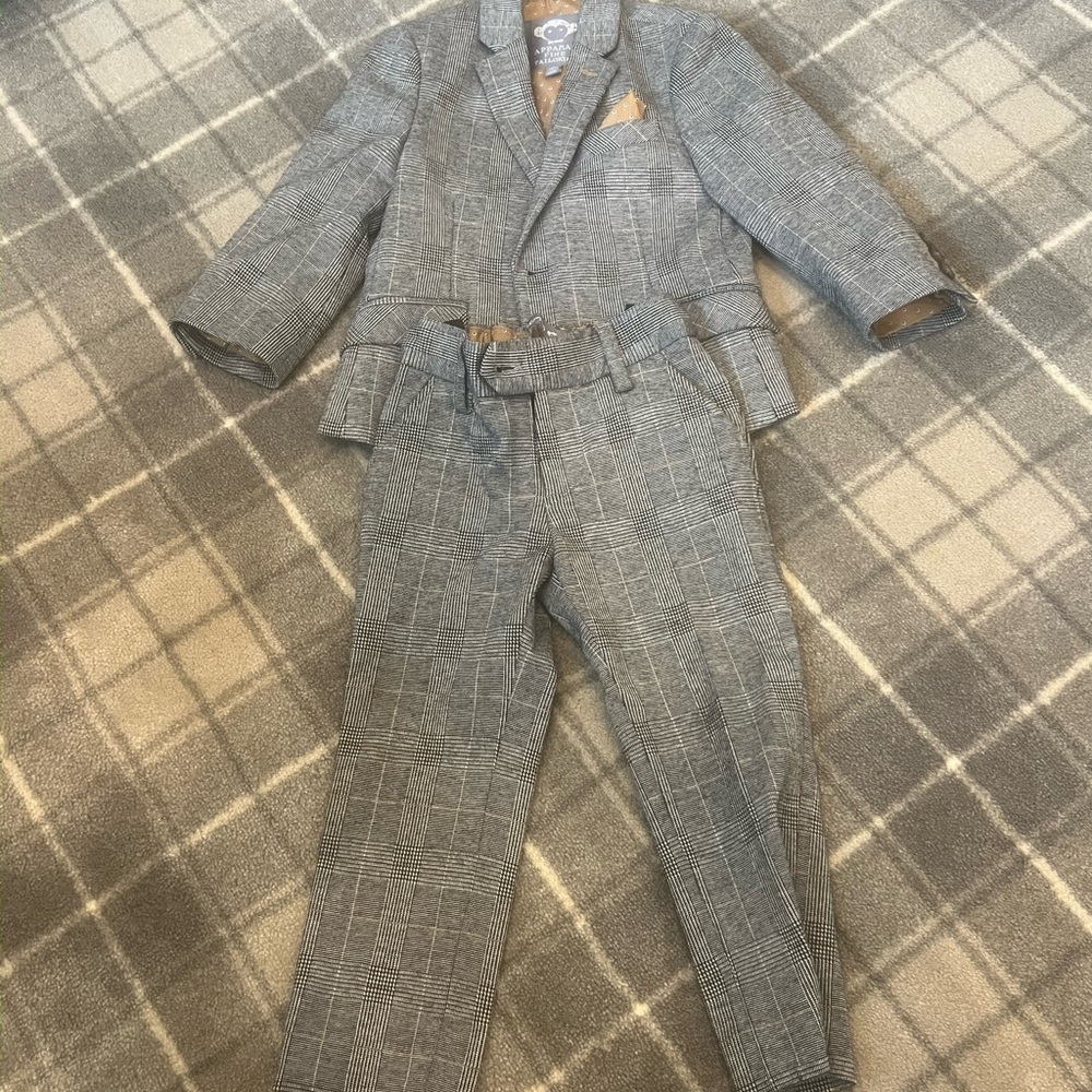 Appaman 2 piece mod stretchy suit- little boys